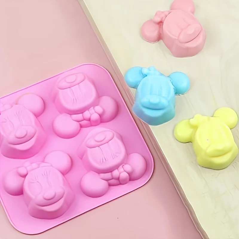 Stampo per cartoni animati di  - Soap Making Guide For Beginners recensione e prezzo